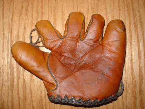 Claude Passeau Goldsmith Front